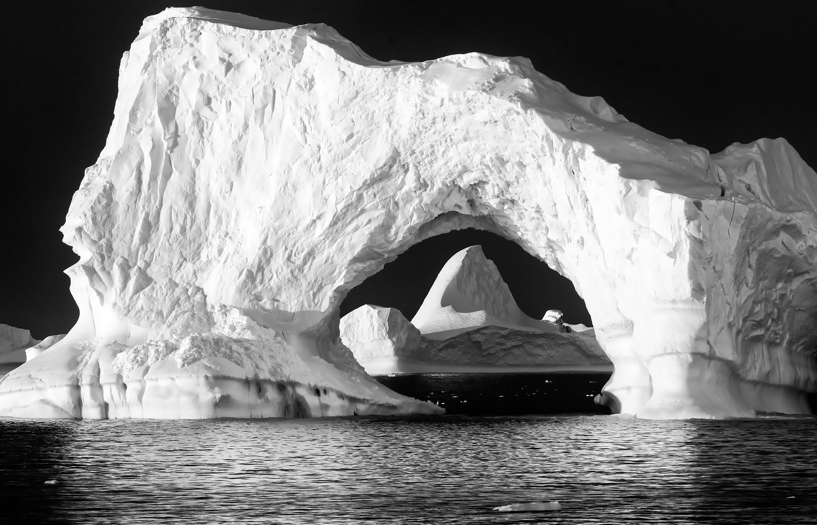 Antarctica – the Kingdom Of Ice Antarctica iceberg arch