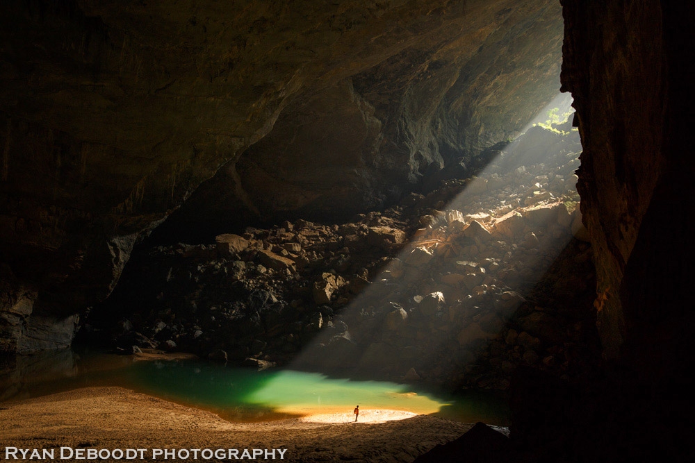 Stunning Images And Video From The Largest Cave In The World Hang Son Doong cave, Vietnam